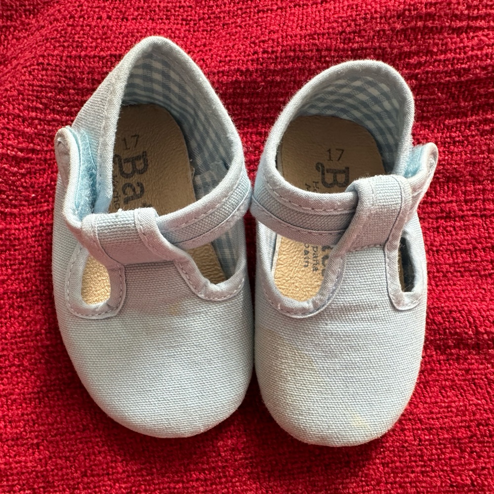 Baby blue shoes size 2-   3 to 6 months